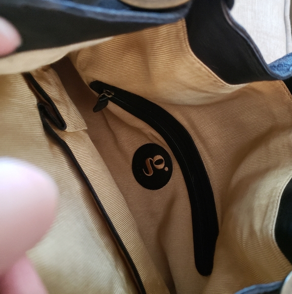 g Series by Cole Haan charcoal black leather shoulder bag - Picture 5 of 6